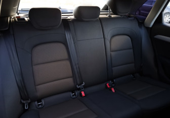 Подержанный автомобиль Audi Q3 2014 года (19 фото)