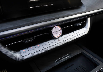 Подержанный автомобиль Tank 500 2023 года (18 фото)