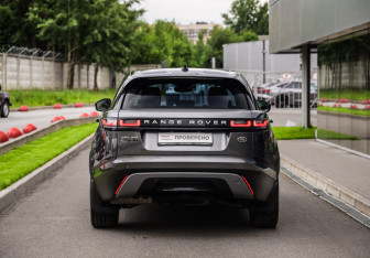Подержанный автомобиль Land Rover Range Rover Velar 2017 года (7 фото)