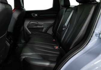 Подержанный автомобиль Haval H3 2025 года (10 фото)