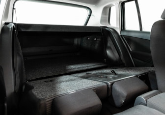 Подержанный автомобиль Volkswagen Tiguan 2010 года (22 фото)
