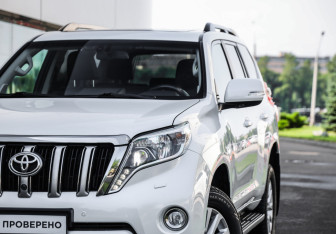 Подержанный автомобиль Toyota Land Cruiser Prado 2017 года (2 фото)