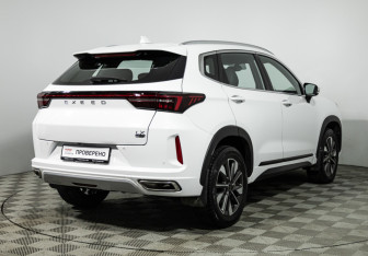 Подержанный автомобиль Exeed LX 2024 года (5 фото)