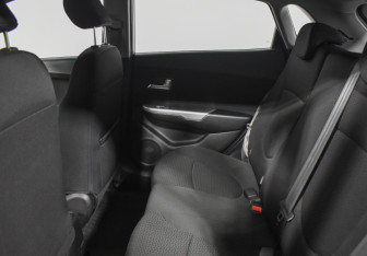 Подержанный автомобиль Kia Rio Hatchback 2014 года (11 фото)