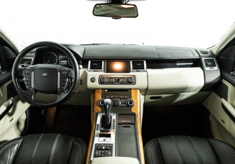 Подержанный автомобиль Land Rover Range Rover Sport 2013 года (13 фото)