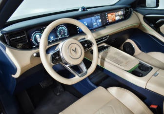 Подержанный автомобиль Voyah Free 2023 года (9 фото)