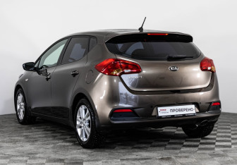 Подержанный автомобиль Kia Ceed Hatchback 2014 года (7 фото)