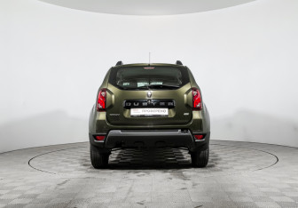 Подержанный автомобиль Renault Duster 2019 года (6 фото)