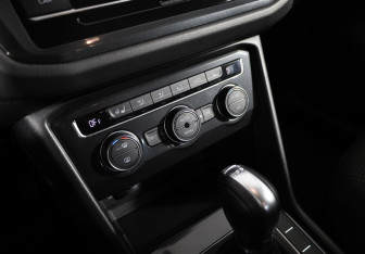 Подержанный автомобиль Volkswagen Tiguan 2018 года (20 фото)