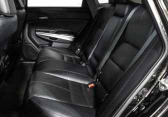 Подержанный автомобиль Honda Crosstour 2014 года (10 фото)