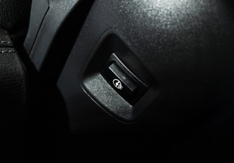 Подержанный автомобиль BMW X1 2019 года (18 фото)