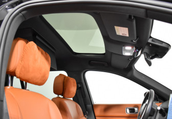 Подержанный автомобиль LiXiang L9 2023 года (19 фото)