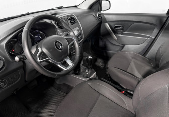 Подержанный автомобиль Renault Logan Sedan 2019 года (9 фото)