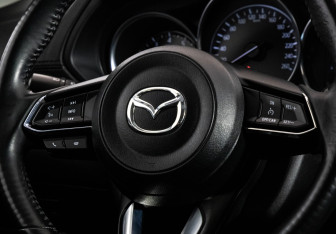 Подержанный автомобиль Mazda CX-5 2019 года (11 фото)