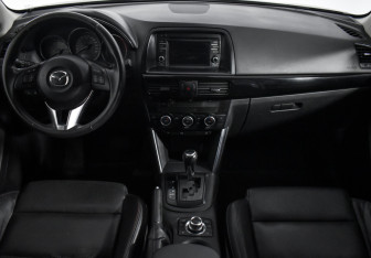 Подержанный автомобиль Mazda CX-5 2013 года (16 фото)
