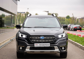 Подержанный автомобиль Subaru Outback Wagon 2022 года (4 фото)