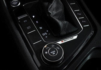 Подержанный автомобиль Volkswagen Tiguan 2018 года (21 фото)