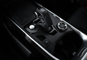 Подержанный автомобиль Haval H3 2024 года (11 фото)