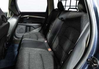 Подержанный автомобиль Volvo XC70 2008 года (10 фото)