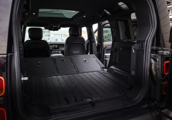 Подержанный автомобиль Land Rover Defender Suv 2021 года (37 фото)