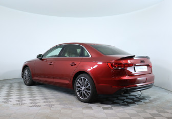 Подержанный автомобиль Audi A4 Sedan 2016 года (8 фото)
