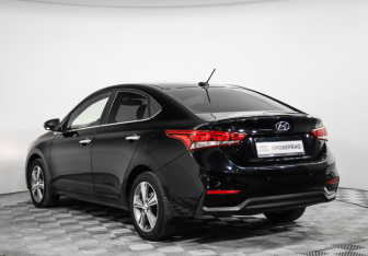 Подержанный автомобиль Hyundai Solaris Sedan 2018 года (7 фото)