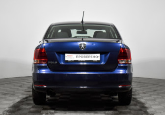 Подержанный автомобиль Volkswagen Polo Sedan 2016 года (6 фото)