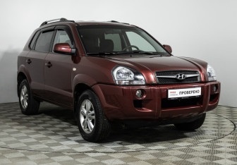 Подержанный автомобиль Hyundai Tucson 2008 года (3 фото)