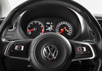 Подержанный автомобиль Volkswagen Polo Sedan 2020 года (17 фото)