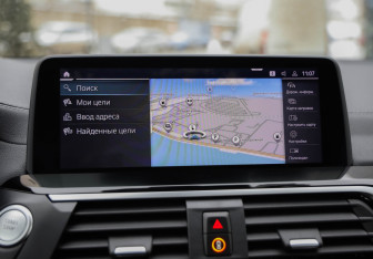 Подержанный автомобиль BMW X3 2020 года (18 фото)