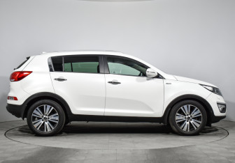 Подержанный автомобиль Kia Sportage 2016 года (4 фото)