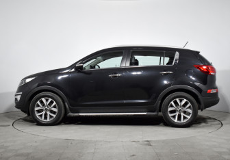 Подержанный автомобиль Kia Sportage 2015 года (8 фото)