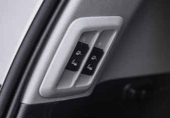 Подержанный автомобиль Toyota Land Cruiser Prado 2017 года (37 фото)