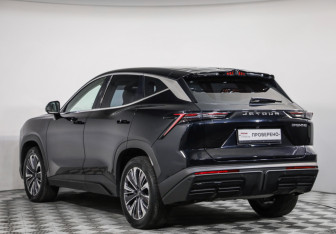 Подержанный автомобиль Jetour Dashing 2023 года (7 фото)