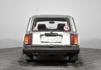 Подержанный автомобиль LADA (ВАЗ) 2104 2010 года (6 фото)