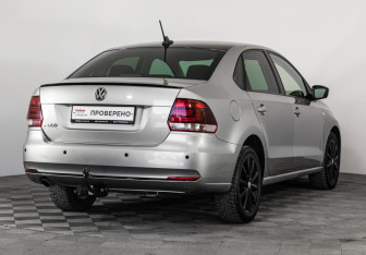 Подержанный автомобиль Volkswagen Polo Sedan 2017 года (5 фото)