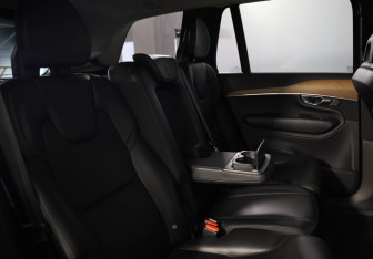 Подержанный автомобиль Volvo XC90 2016 года (12 фото)