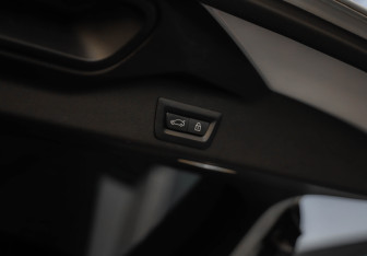 Подержанный автомобиль BMW X5 2019 года (4 фото)