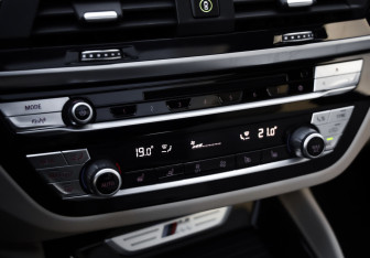 Подержанный автомобиль BMW X4 2019 года (20 фото)