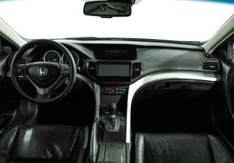 Подержанный автомобиль Honda Accord Sedan 2008 года (13 фото)