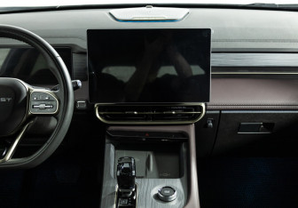 Подержанный автомобиль Soueast S09 2024 года (14 фото)