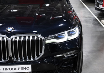 Подержанный автомобиль BMW X7 2019 года (4 фото)