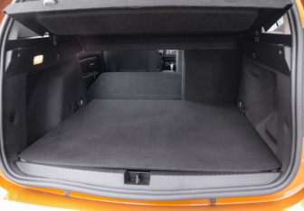 Подержанный автомобиль Renault Duster 2021 года (30 фото)