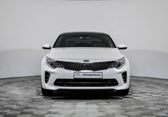 Подержанный автомобиль Kia Optima Sedan 2018 года (2 фото)