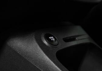 Подержанный автомобиль Renault Kaptur 2018 года (16 фото)