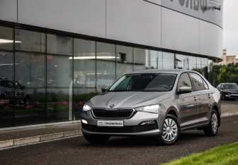 Подержанный автомобиль Skoda Rapid Liftback 2020 года (1 фото)