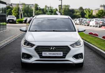 Подержанный автомобиль Hyundai Solaris Sedan 2019 года (4 фото)
