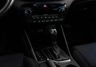 Подержанный автомобиль Hyundai Tucson 2016 года (13 фото)
