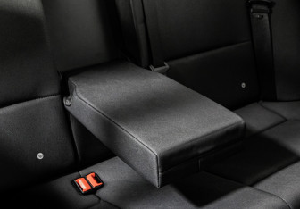 Подержанный автомобиль BMW X3 2012 года (21 фото)