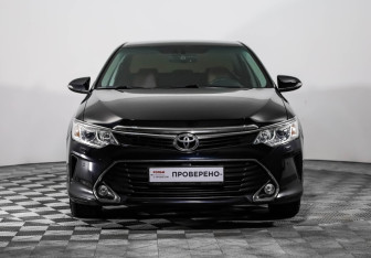 Подержанный автомобиль Toyota Camry Sedan 2016 года (2 фото)